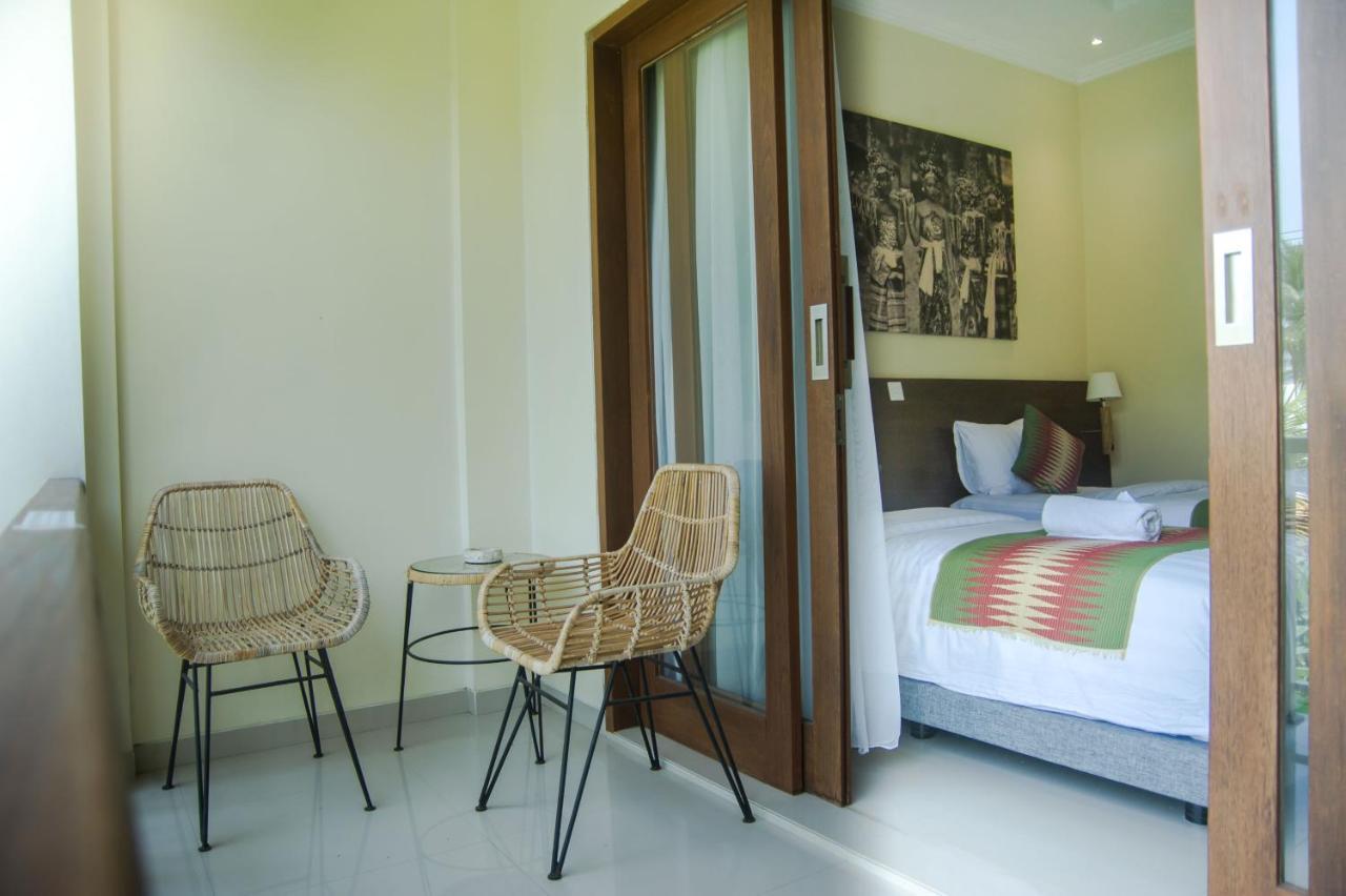 Akatara Hotel Toyapakeh Екстериор снимка